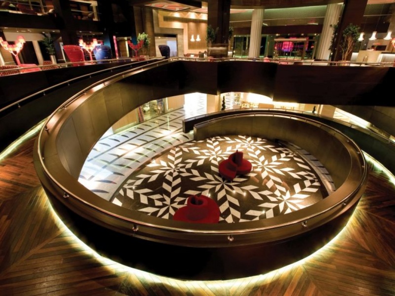 Cornelia Diamond Lobby View