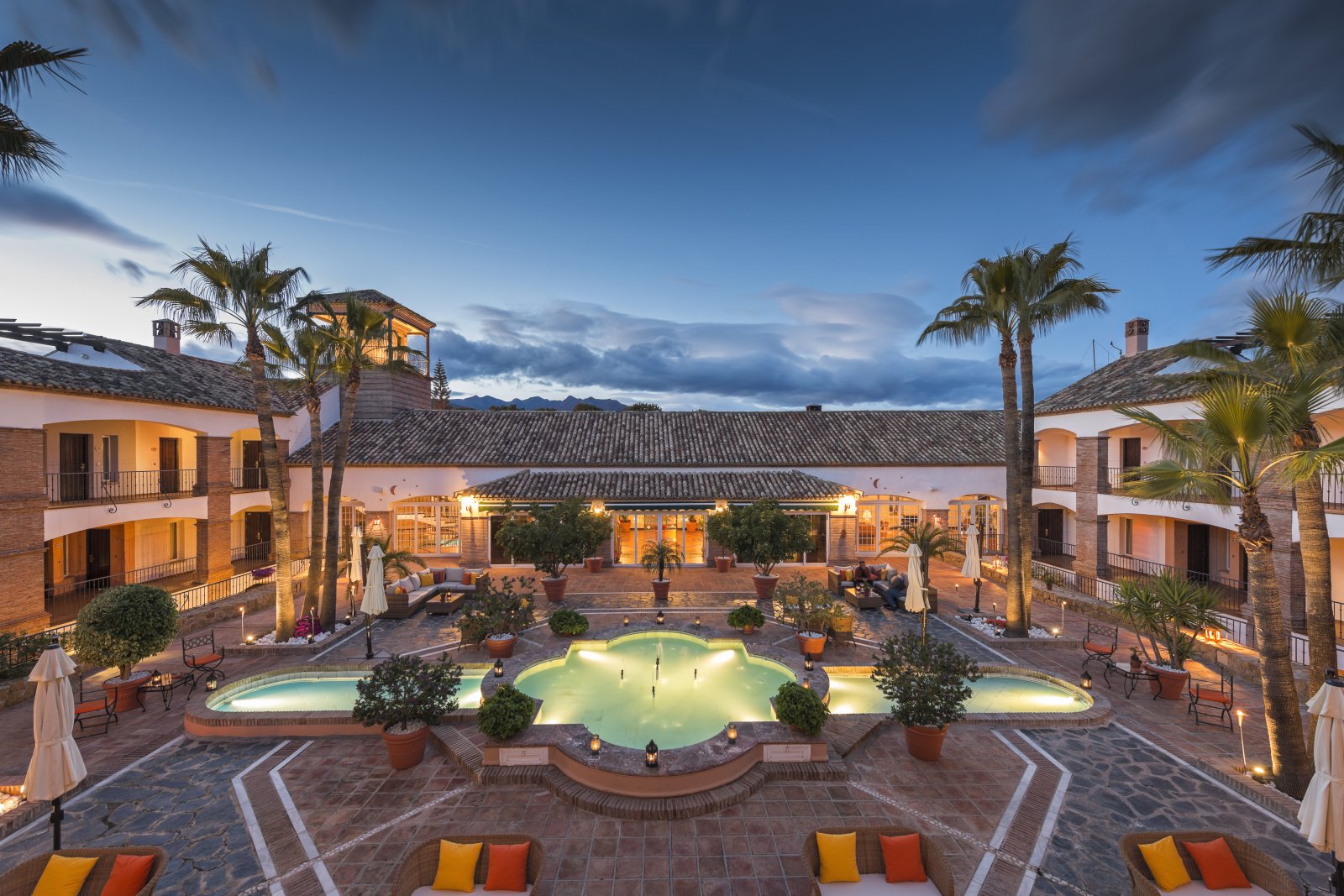 Nov 4 Night 3 Rounds  - Offer-ID:1576 - Hotel:La Cala Resort Hotel-ID:30