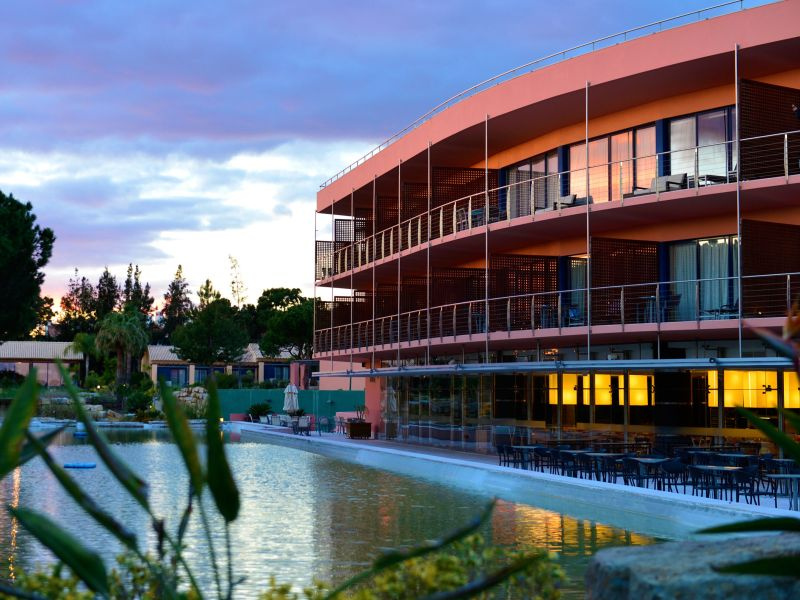 Oct 4 Nights 5 Rounds - Offer-ID:1572 - Hotel:Pestana Vila Sol Hotel Hotel-ID:164